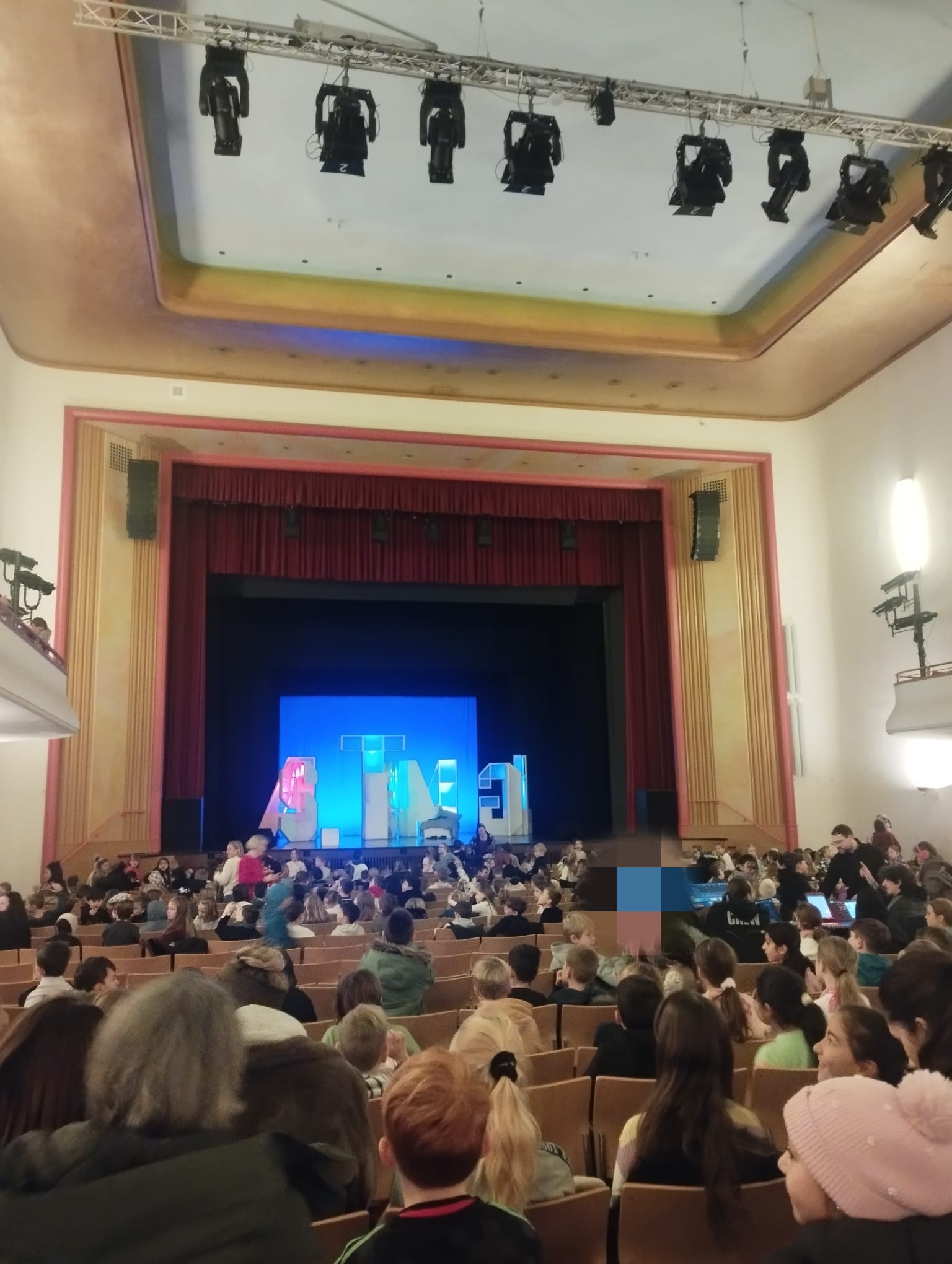 Theaterbesuch: Das Sams – Eine Woche voller Samstage