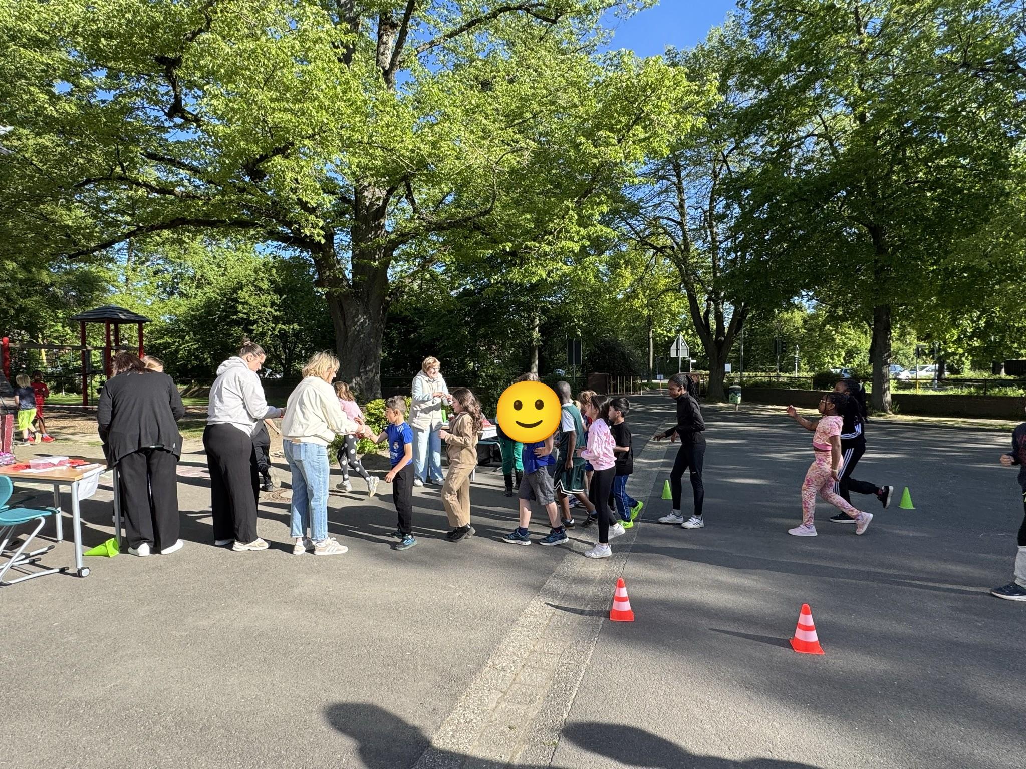 Sponsorenlauf an der Albert-Schweitzer-Grundschule – Ein voller Erfolg!