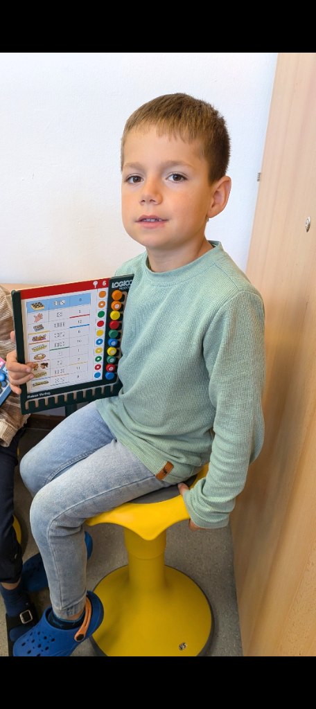 Flexibles Sitzen in unseren Klassenräumen
